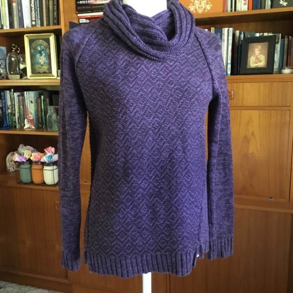 NOMADIC TRADERS SWEATER - Picture 1 of 7